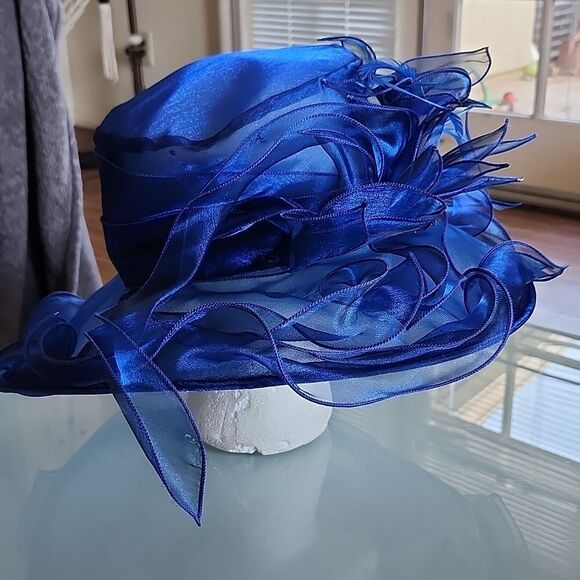 Fanny Iredescent Hat - Picture 4 of 7